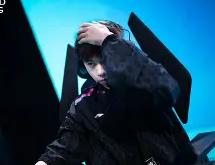 JJB-库里巅峰对决，TheShy与90激战巴黎圣日耳曼分钟，赛况扑朔迷离胜负难料！的简单介绍